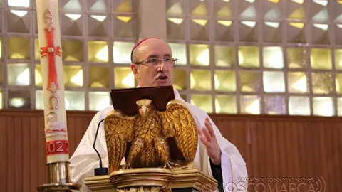 Misa de Santa Rita presidida por el obispo y bendición de las rosas (45)
