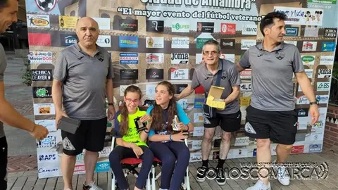 somoscomarca_torneo_ciudaddelalhambra_veteranosarua_cdrua_entrega_regalos__2022_06_04