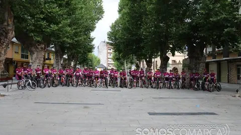 Los trabajadores de CupaGroup recorren Valdeorras en bicicleta (19)