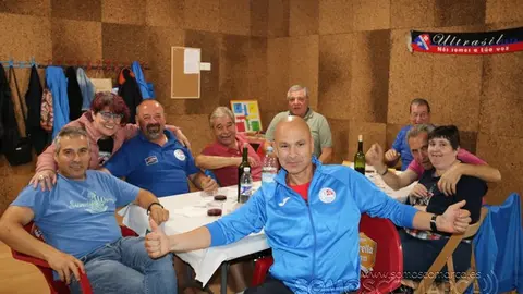 Comida inauguración de las pistas del Club Petanca Valdeorras (15)