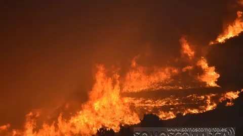 somoscomarca_fuego_incendio_Santigoso_carretera_2022-07-17 (3)