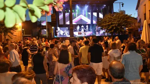 festassantiago_petin_raquelmaria (1)