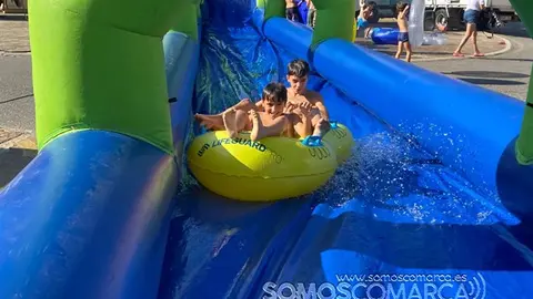 somoscomarca_vilamartin_hinchables_agua_2022 (3)