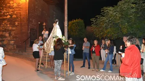 somoscomarca_entoma_procesion_virxedegalir_cirios_antorchas_2022 (2)