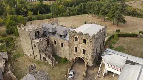 Castillo de Arnado desde el aire (1)