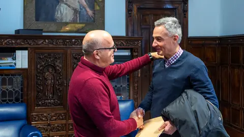 Reunion Manuel Baltar (Presidente da Deputación Ourense) con Elias Rodríguez Núñez (Alcalde do concello do Rubiá).