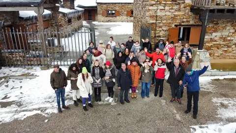 2300f4e0-7d69-4827-b106-e94ee61b0030