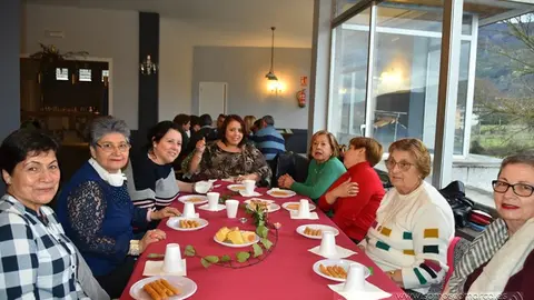 somoscomarca_obarco_chocolatada_organizcioncontraelcancer_casino(73)