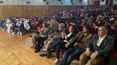 portada_somoscomarca_bierzo_salonactosescuelaidiomasponferrada_galegoenelbierzo_2023