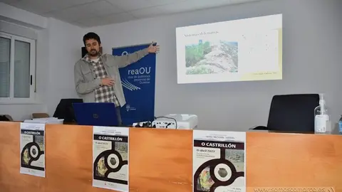 somoscomarca_larouco_salondeactos_conferencia_ocastrillon (3)