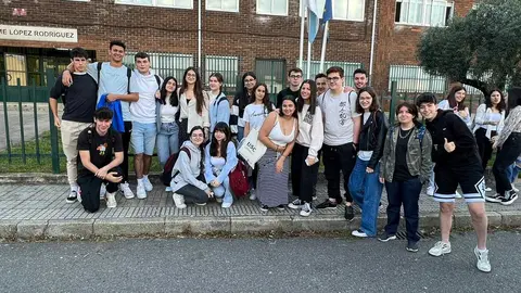 somoscomarca-abau-selectividad-iescosmelopez-2023-06-06 (5)