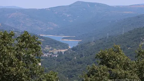 somoscomarca_vilariñodeconso_arearecreativacenza_pradoalbar_asportas_columpio_rutaplata_20232084 (37)