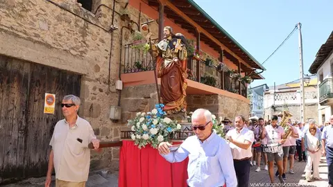 somoscomarca_petin_procesion_santiago_festassantiago_20232119 (6)
