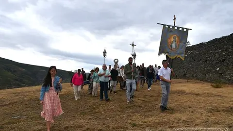 somoscomarca_carballeda_procesion_capillacarballal_2023 (3)