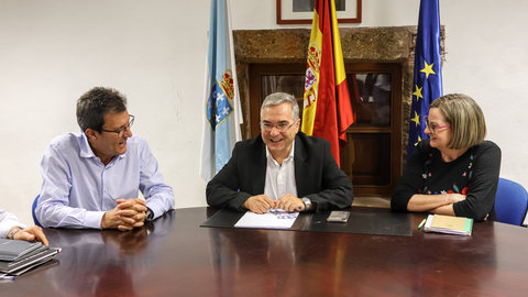 somoscomarca_230926_barco_viloira_política_luismenos_sedeediputción_pizarra_reunion_alcaldes_0017