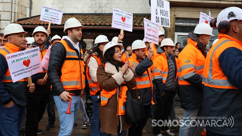 somoscomarca_231031_viana_manifestacion_empresa_cierrepenouta (1)