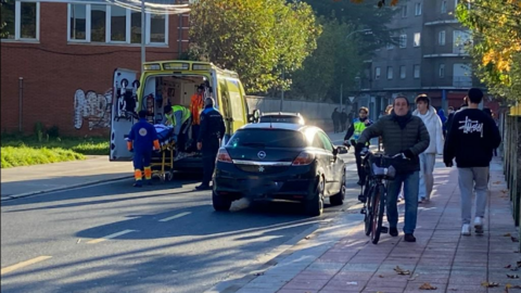 portada_somoscomarca_obarco_suceso_atropello_ruacalabagueiros_ambulancia policia local
