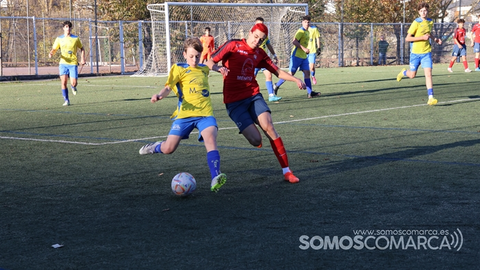 somoscomarca_231202_futbol_basescdbarco_basescdrua_derbi_juveniles (28)