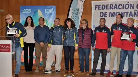 P_somoscomarca_231217_clubpeñatrevinca_premio