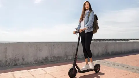 Normativa patinetes eléctricos España 2024