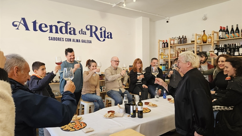 p_somoscomarca_20240504_primaveraportasaberta_rutadelvino_cata_atendaderita_mercedesgonzalez (1)