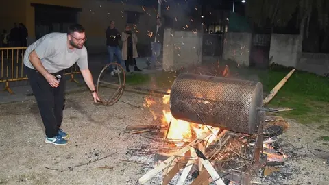 p_somoscomarca_20241101_vilamartin_santlucia_tambor_fuego_magosto (5)