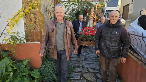 somoscomarca_20241111_viloira_iglesia_procesion_sanmartiño (3)