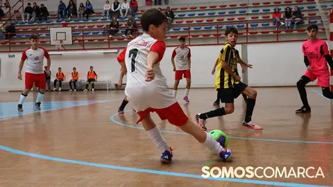 portada_somoscomarca_20241123__futbolsala_trescuñadosinfantil_trivesinfantil (19)