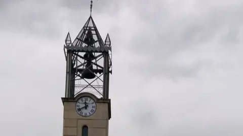 portada_somoscomarca_trives_reloj