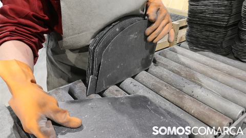 somoscomarca_pizarra_instalci&oacute;nes_visitaconselleiraindustria_merelles_ (20)