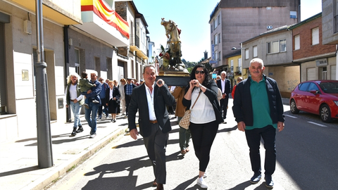 p_somoscomarca_20250423_vilamartin_fiesta_procesion_sanjorge (14)