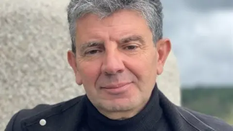 somoscomarca_20250427_psoe_primarias_ourense_alvarovila152