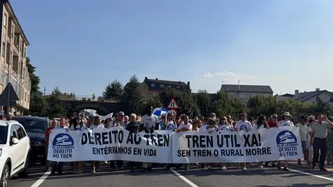somoscomarca_20250802_agudiña_manifestacion_derechoaltren820