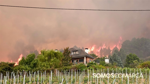 portada_somoscomarca_20250815_arua_incendio_casas_llamas_humo (4)