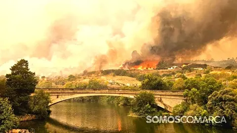 portada_somoscomarca_20250815_arua_incendio_puentepetin_llamas_humo