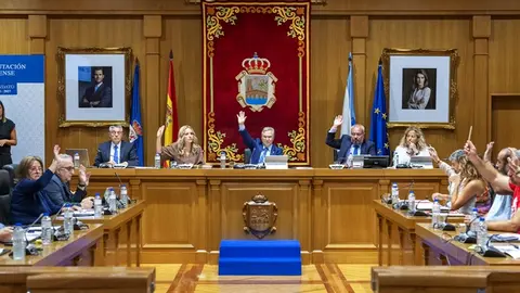 portada_somoscomarca_20250827_ourense_plenodiputacion_incendios