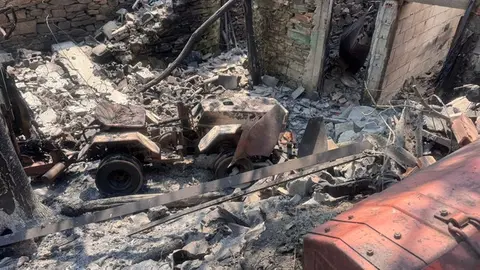 portada_somoscomarca_20250828_vilamartin_incendio_sanvicenteleira1254