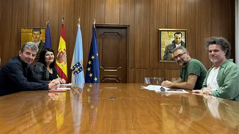 somoscomarca_20250909_ourense_diputacion_mesalumes_portavoces1373