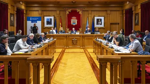 somoscomarca_20251128_ourense_pleno_diputación_presupuesto2162