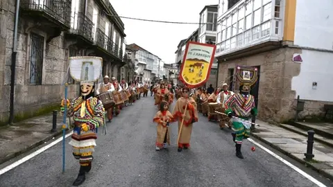 somoscomarca_20260208_apobradetrives_entroido_desfilefolions_oslabregos (3)