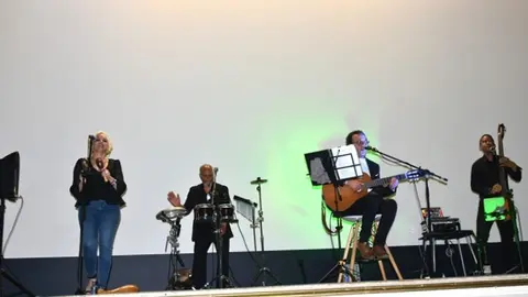 somoscomarca_20260319_arua_centroculturalavenida_concierto_habancafeson (3)