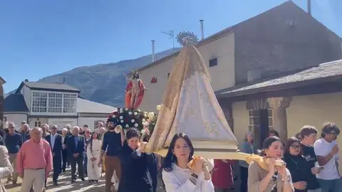 somoscomarca_procesiondelsantoencuentro (7)