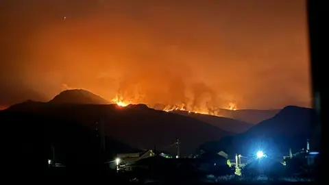 El incendio de las Médulas continúa en nivel 2