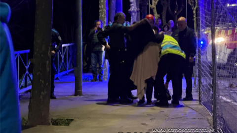 Rescatado un menor que se tiró al Sil a por un balón y terminó aferrado a un árbol para no ser arrastrado por la corriente