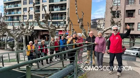 Los miércoles que caminan juntos en O Barco