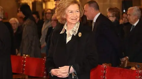La reina Sofía visitará Rubiá para conocer la recuperación de la Serra da Enciña da Lastra tras los incendios