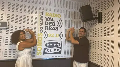 Cinco jóvenes impulsan un torneo 3x3 para devolver el deporte a las calles de Valdeorras