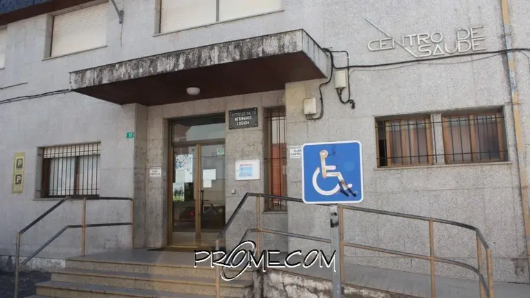 A Rúa denuncia que la reorganización de la atención médica los fines de semana supone «un novo recorte» sanitario