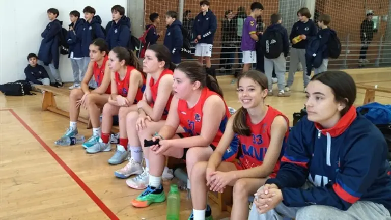 El MVB Baloncesto Barco consolida diez equipos y refuerza su apuesta por el baloncesto femenino