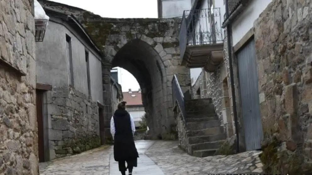 somoscomarca_manzaneda_panoramicas_calles_iglesia_portadavila_ ruadaigrexa_2022(3)